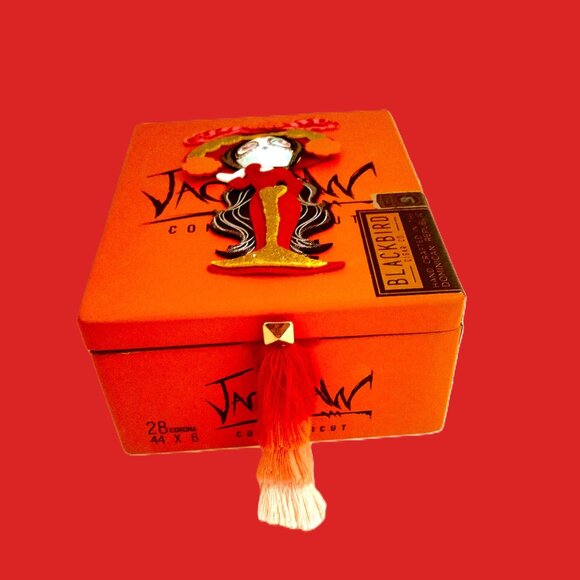 Suenos de Saundra Upcycled, EXTREMELY RARE Jack Daw Blackbird Cigar Box, Storage - Picture 3 of 11